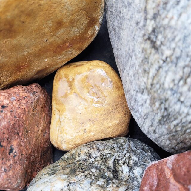 WIO - Stones - McDonald Boulder